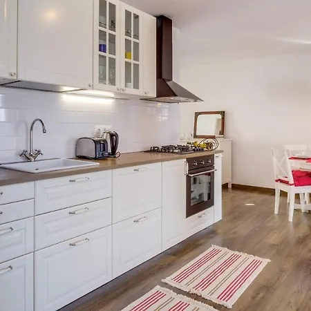 House Oceanne 30m From The With Sea View Holiday home