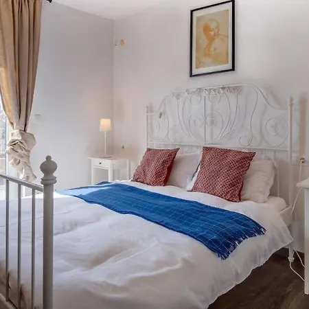 House Oceanne 30m From The With Sea View * Miholascica