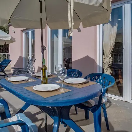 House Oceanne 30m From The With Sea View Holiday home *