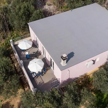 House Oceanne 30m From The With Sea View Miholascica
