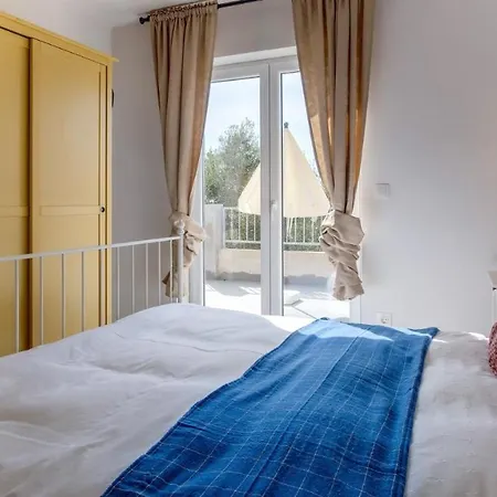 House Oceanne 30m From The With Sea View Miholascica